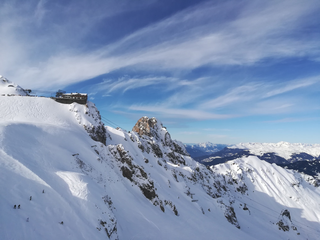 Blick auf die PB "Saulire". Ich mag keine Pendelbahnen. Zum Glück gibts auf den Mont Saulire mehr als genug Alternativen