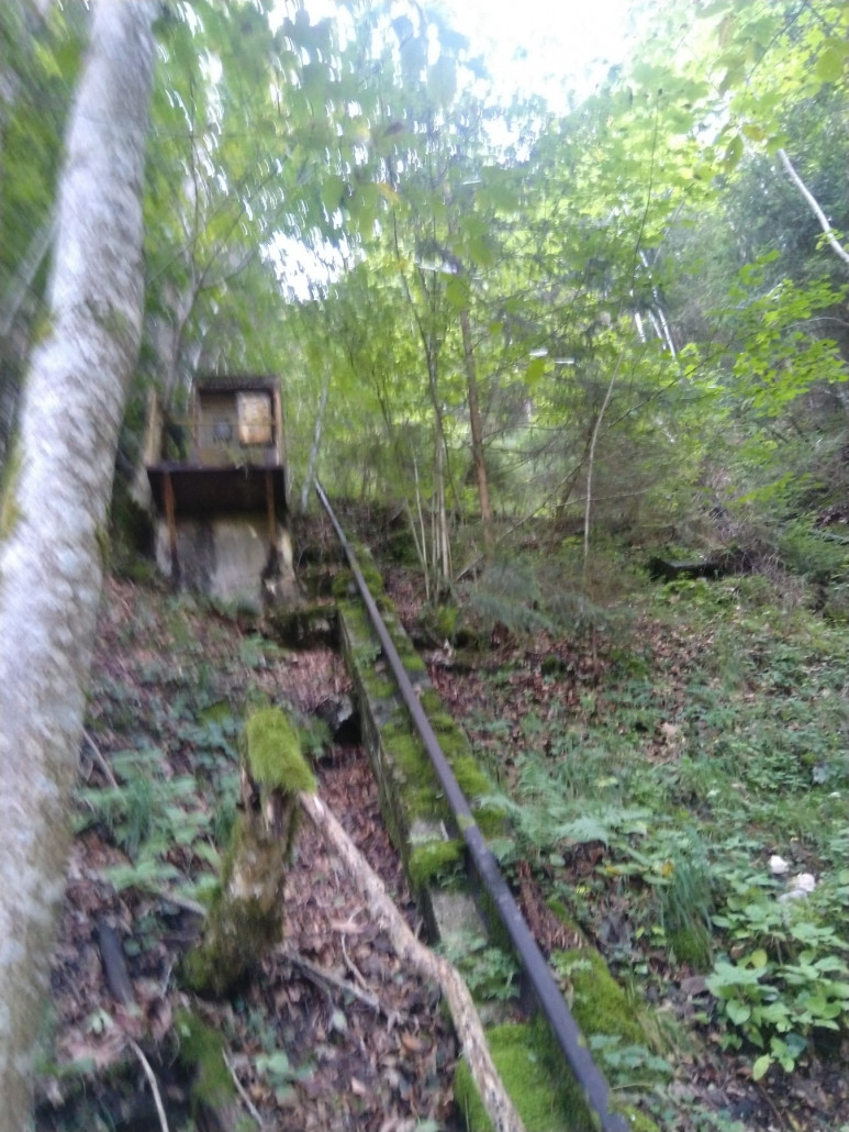 Von unten gesehen; ein Schlechtes Handybild