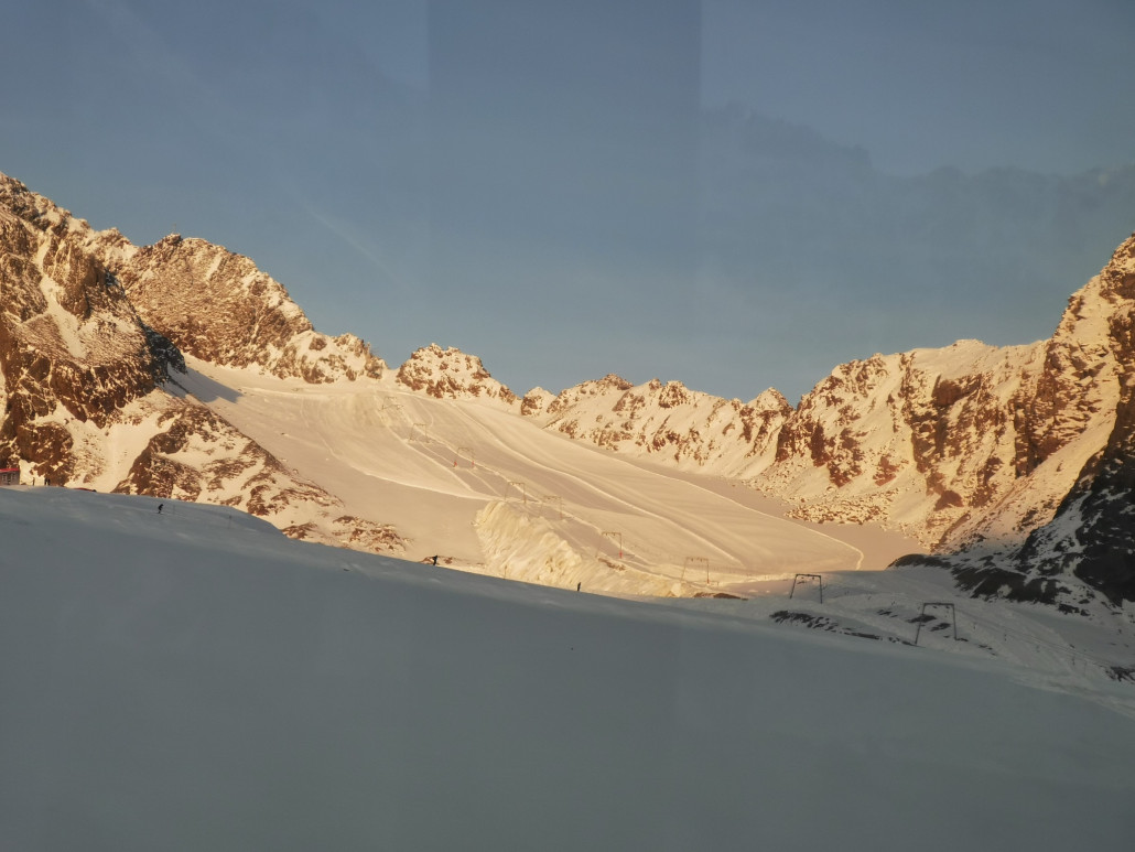 Schlepper wird vorbereitet. Bügel fehlen aber noch.