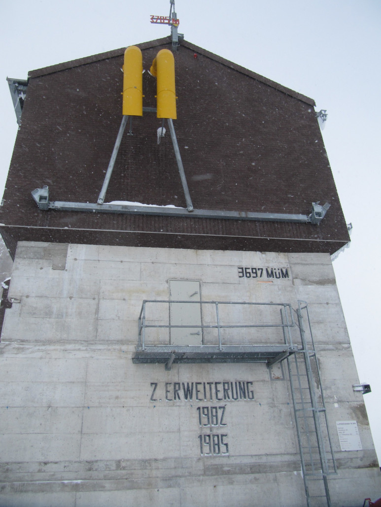 Fassade nach Rückbau der 3 Richtfunkebenen