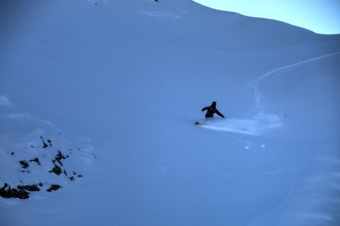 Unterhalb der Krefelderhütte mit Traumpulver