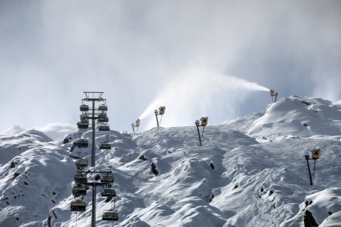 Die Black Mamba wird intensiv beschneit