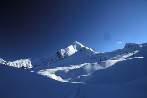 Schatten und Lichtspiel kurz vor Betriebsschluss, gegen 16.30 Uhr