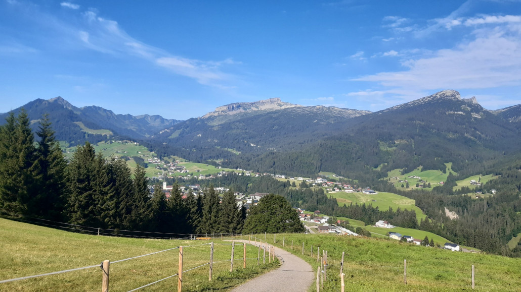 Blick zurück Richtung Ifen und dem Gottesacker