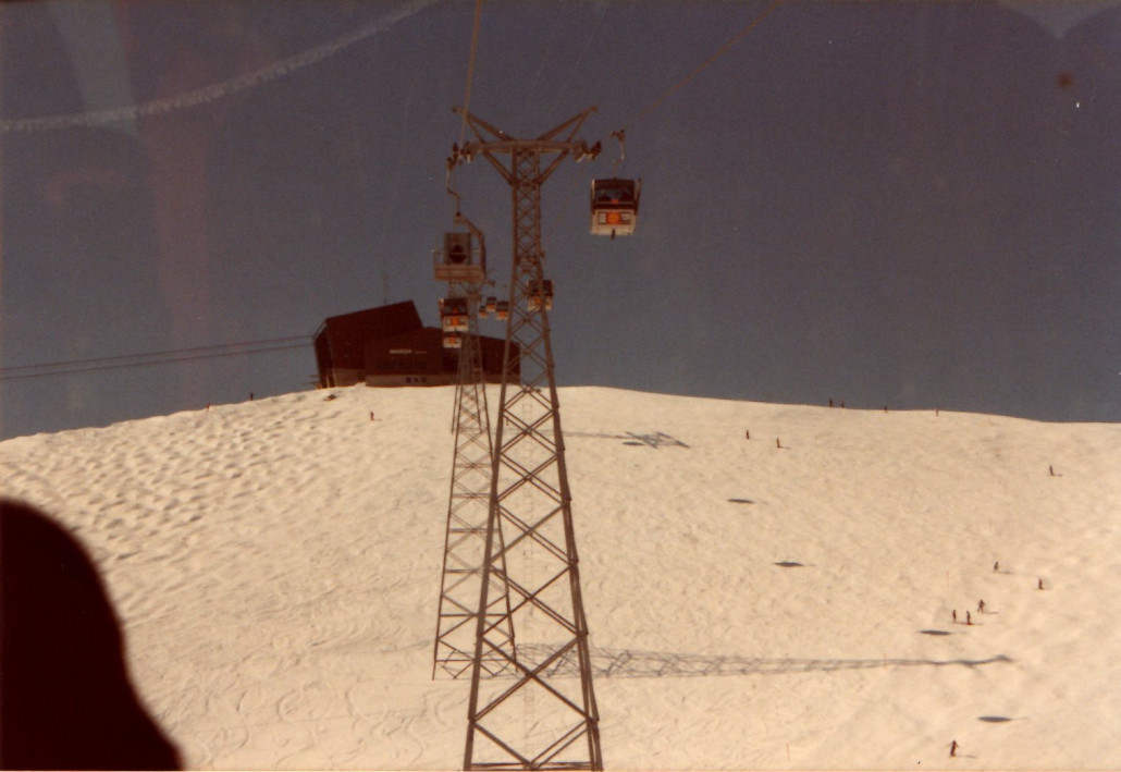 Masegn-Fourcla 1982-04.jpg