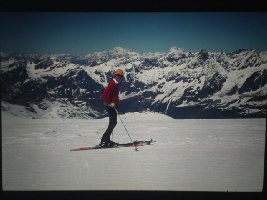 Blick auf Testa Grigia von der Klein Matterhorn Piste