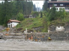 Baugrube Talstation mit Trasse