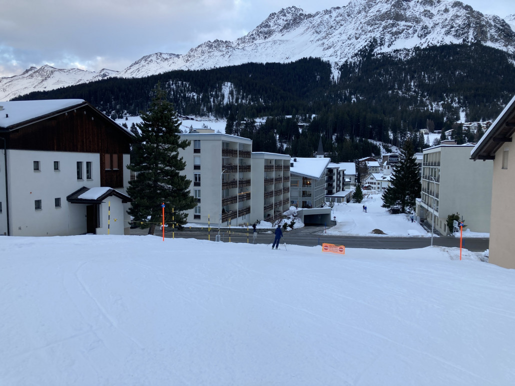 Ende der 46  zentral im Dorf