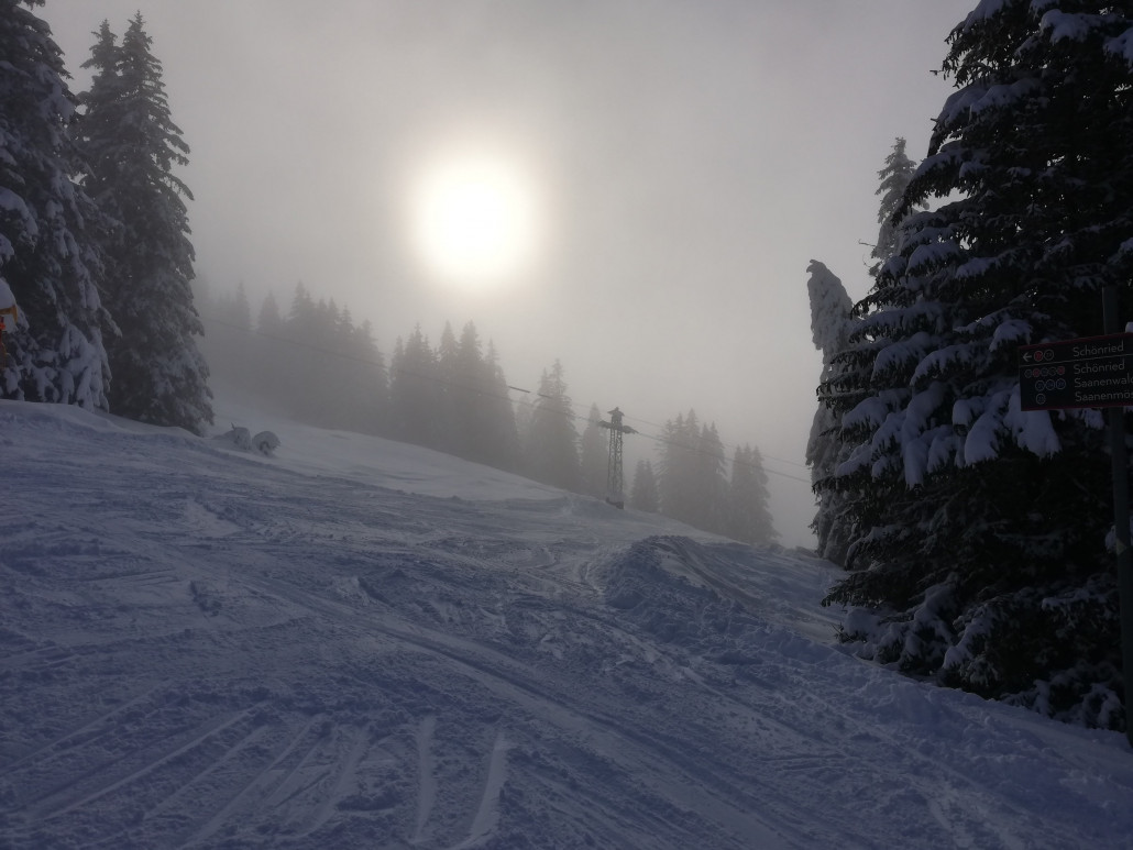 ...und mit komisch dusterer Sonne :D