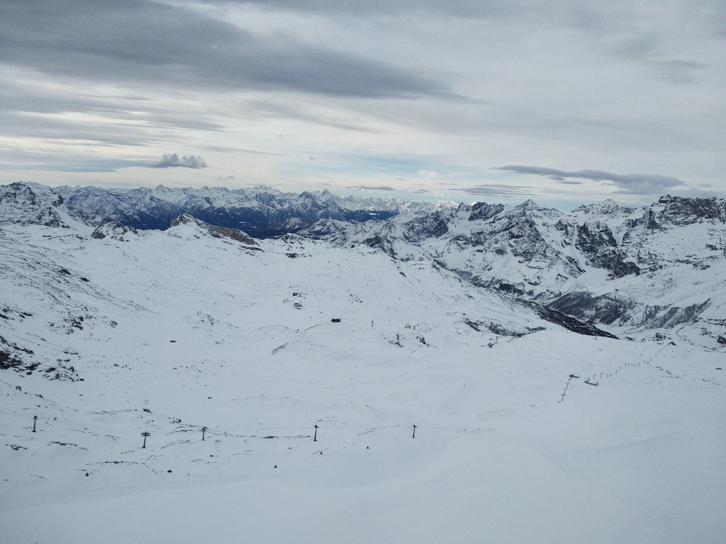 Cervinia... hach, immer noch perfekte Verhältnisse, was für ein Jammer!