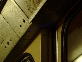 Einer der Rauchsensoren im Wagen, wenn man 10sec mit der Zigarette druntersteht geht der Aalarm.