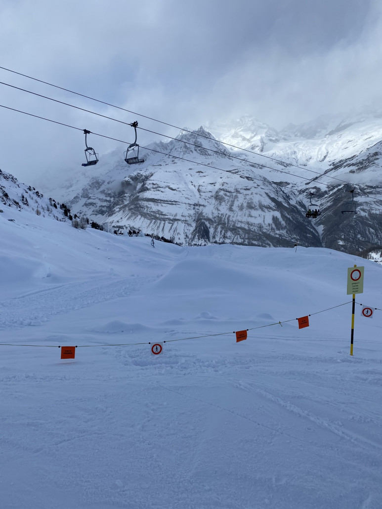 Gesperrte Balmbrunnen. Schade, wäre wichtig, um die Ströme von der Rothorn- auf die Gornergratseite zu entflechten.