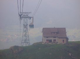 bis hierher wars nebelfrei ; die Stöfeli Hüttn liegt auf 1670 m