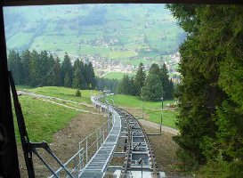 Iltios Standseilbahnstrecke.jpg