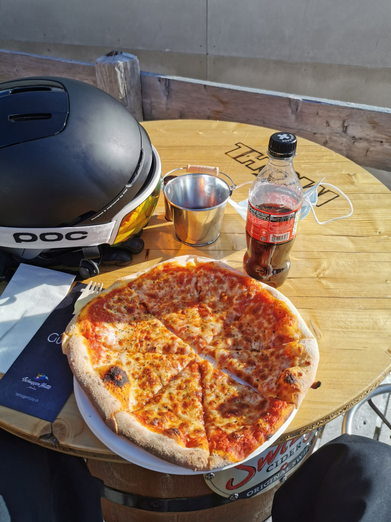 Günstig und gut: Take-to-your-table bei der Tschuggenhütte.