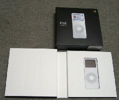 Wie bei Apple üblich, ist auch die Verpackung allein ein Hingucker