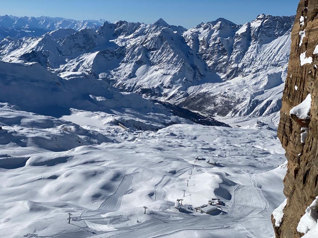 Blick vom Furggsattel nach Plan Maison. Kommt gut (hoffentlich)