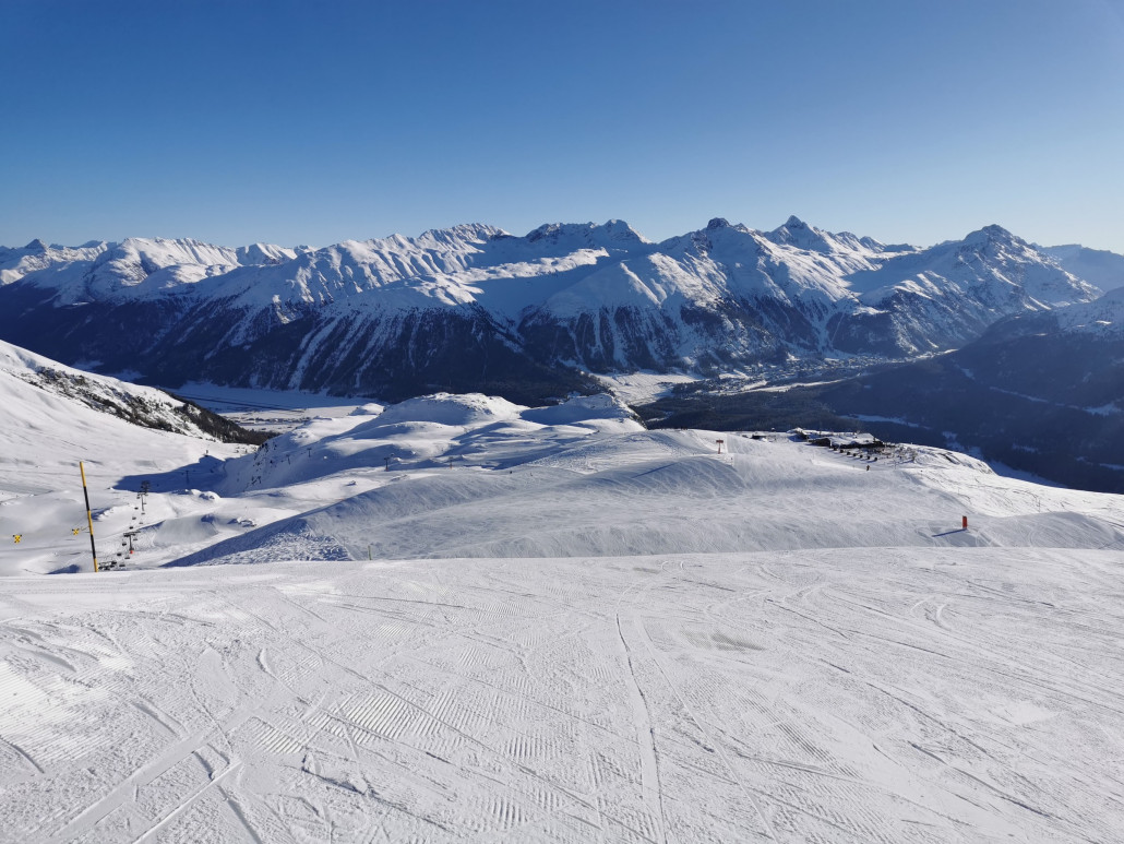 Morgens auf Corviglia