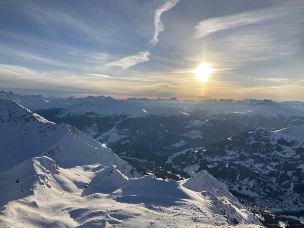 Aussicht auf dem Rothorn um kurz nach 16 Uhr. Am Abend ist die Stimmung da oben extrem schön, vor allem im Dezember und Januar, weil dann die Sonne noch tief steht um diese Uhrzeit.