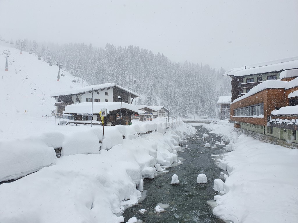 Schneebombe_Mitte_Jan21 (17).jpg