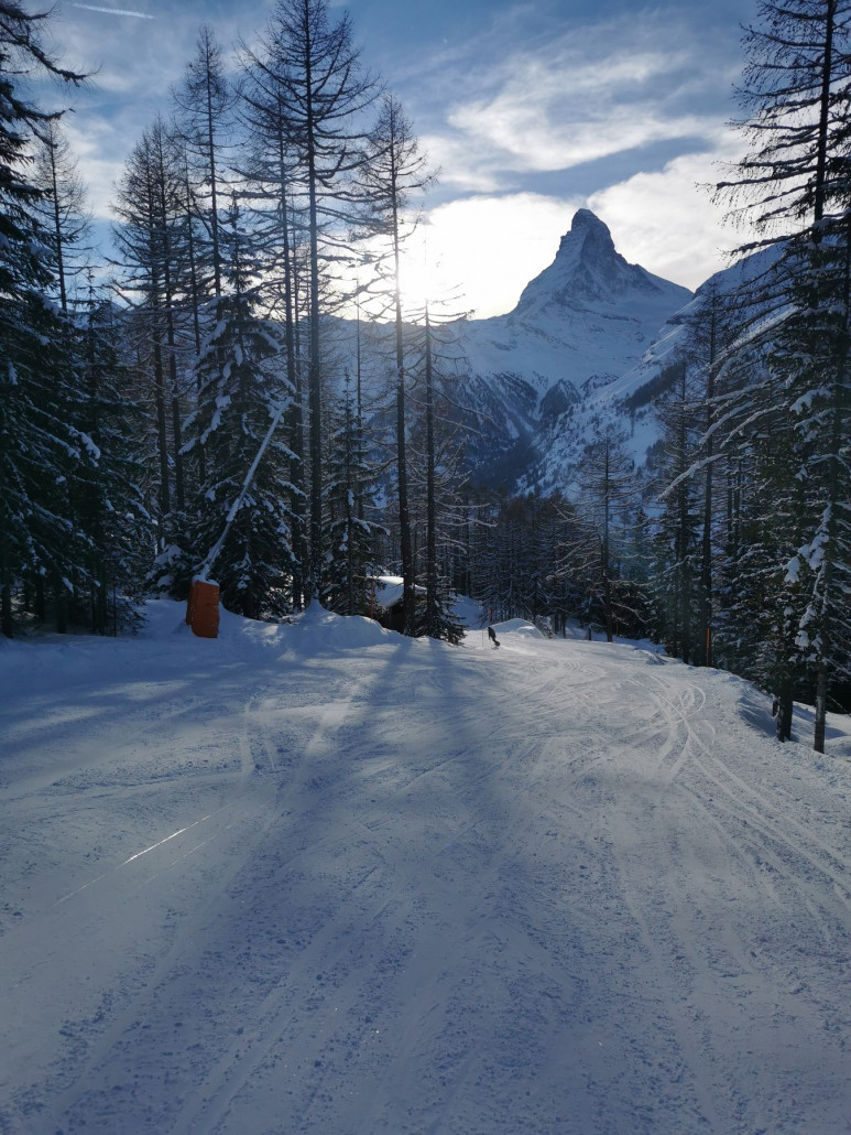 Abendstimmung mit 1-2 Wölkli