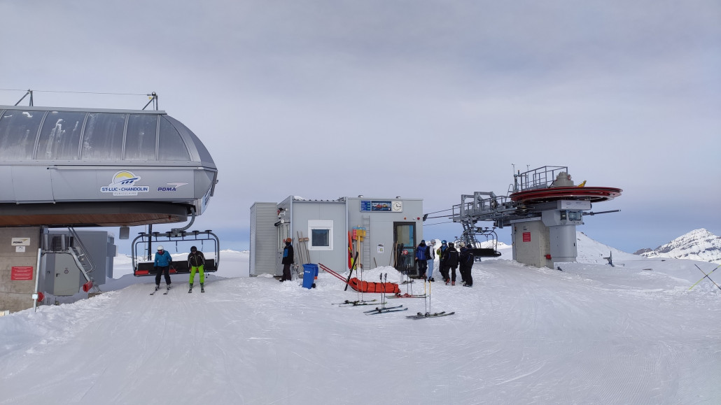 neue Bergstation Rotzé (rechts)