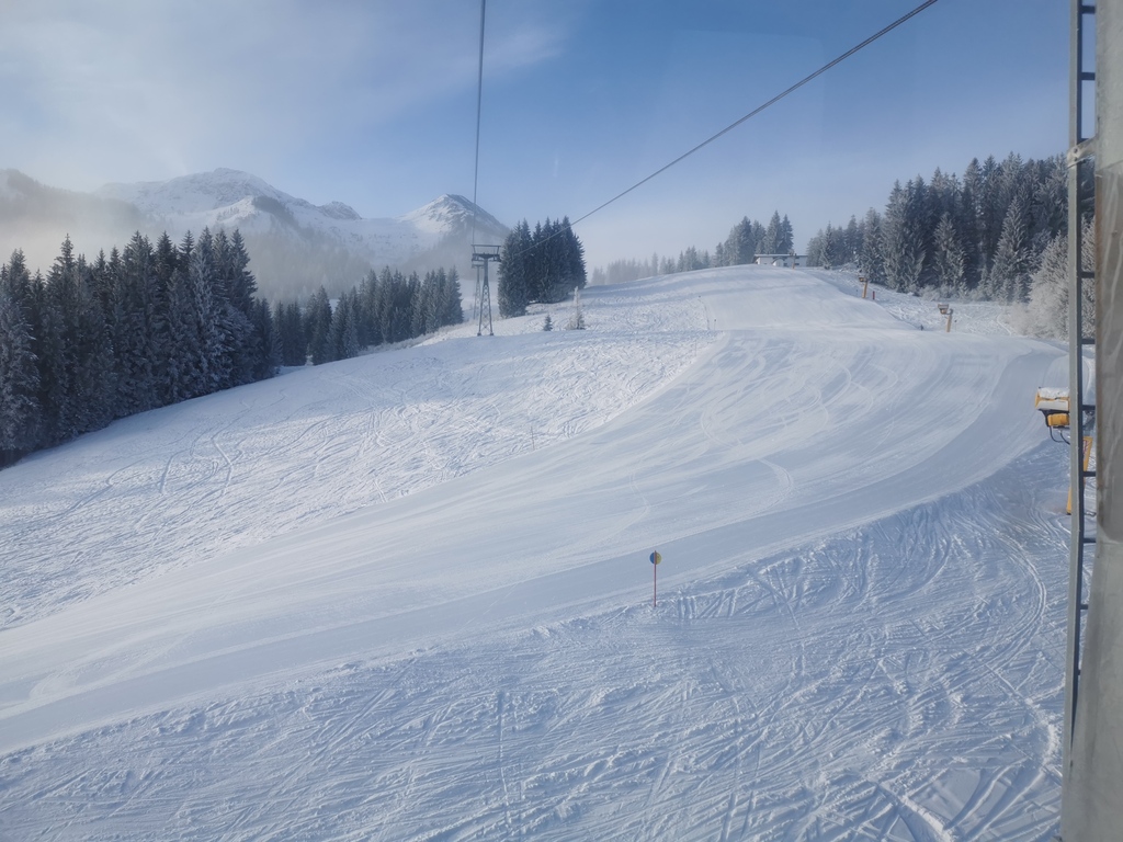 13. Recht frostig, aber wunderbare Pisten.jpg