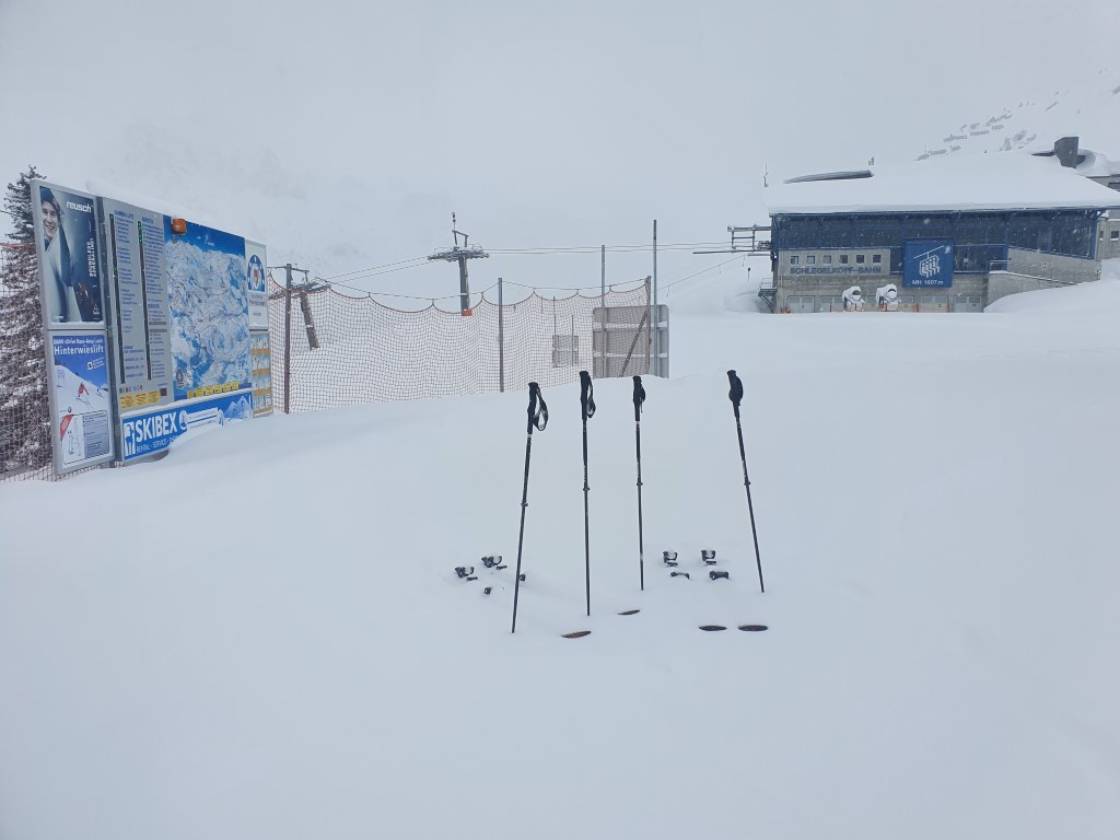 Powder_Oberlech_2601_LZTG_by_Markus_Hahn (10).jpg