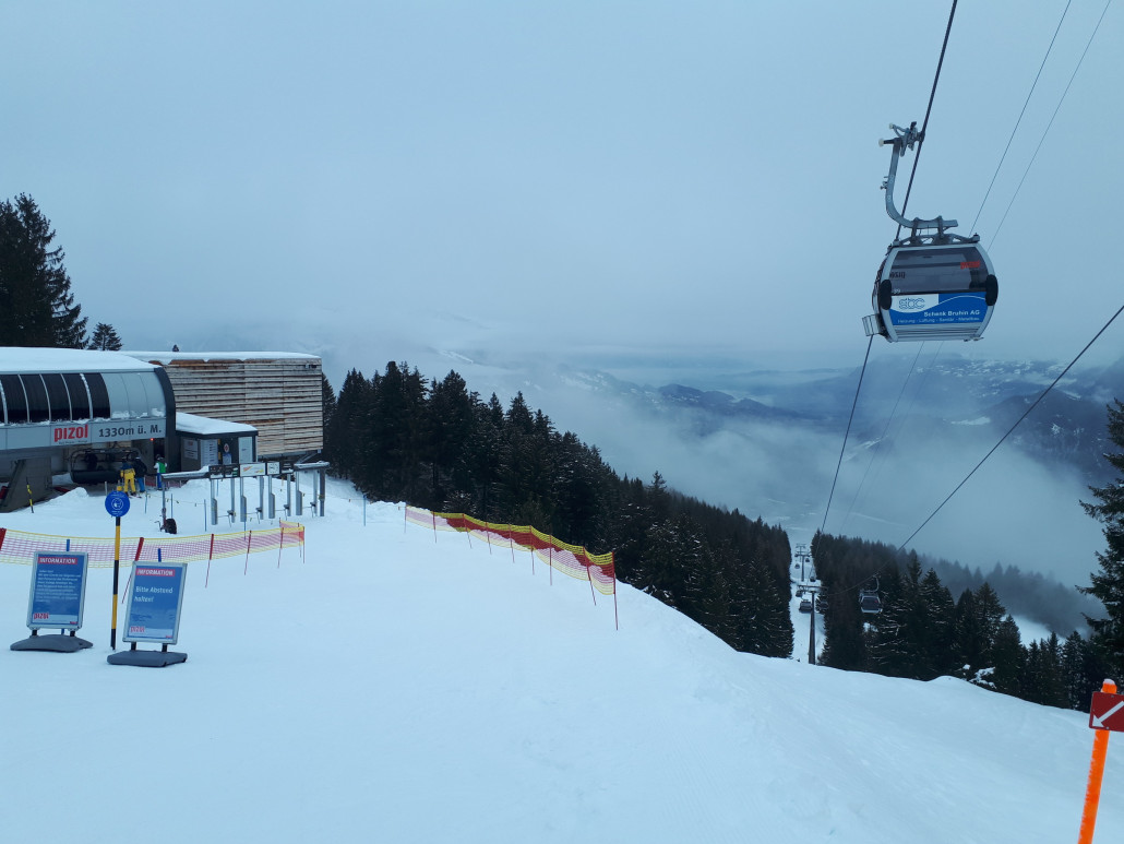 Schwamm unten schon im Nebel