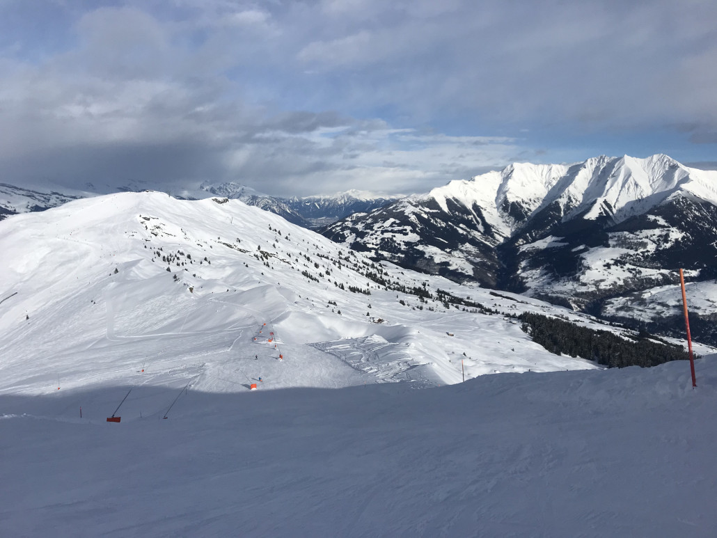 Blick zum Hitzeggen und nach Chur