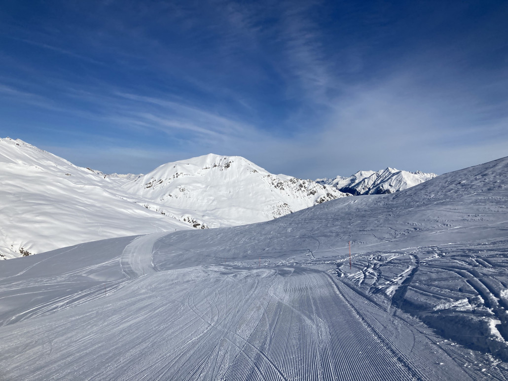 Die 10a Richtung Laritg gefällt mir landschaftlich extrem gut. Ebenfalls waren der Schnee und die Präparation bis zum Schlepplift super.