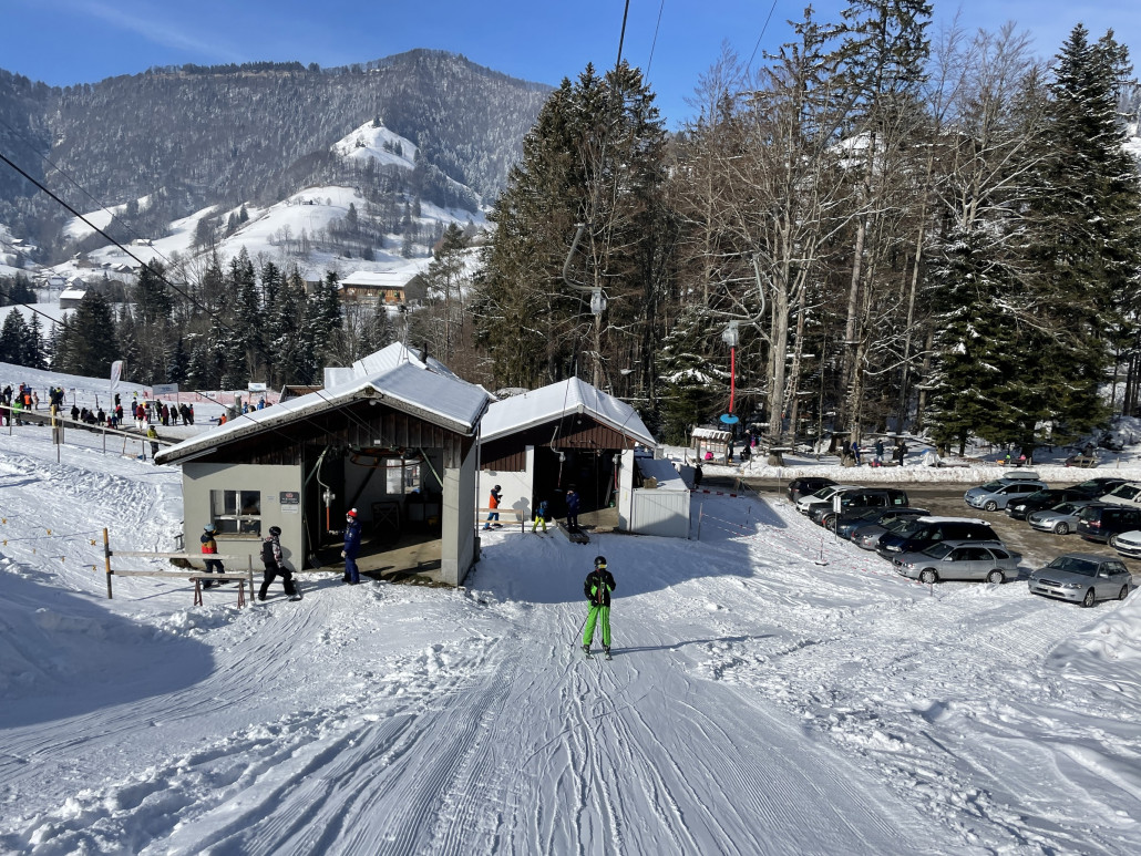 Talstationen des Brustenegg-Doppelliftes.