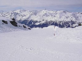 Die rote (von unten gesehen rechte) Piste am SCHL &amp;quot;Pas-de-Bouef&amp;quot;.