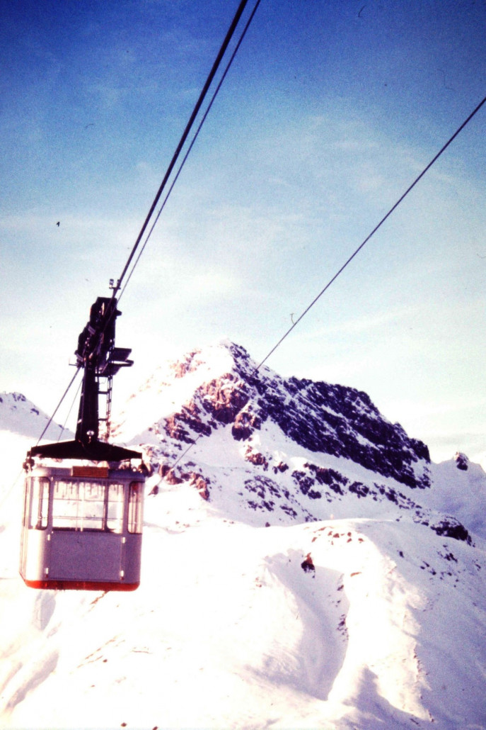 Mohnenfluh_Seilbahn_by_Skilifte_Lech_Ing_Bildstein_GesmbH (17).JPG