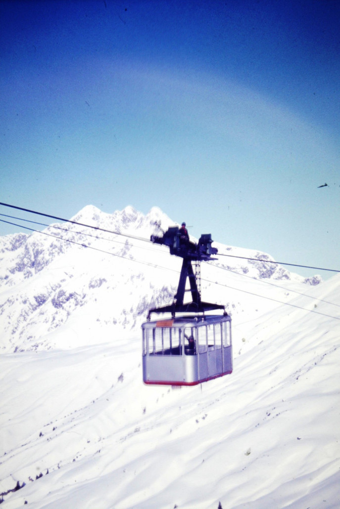 Mohnenfluh_Seilbahn_by_Skilifte_Lech_Ing_Bildstein_GesmbH (19).JPG