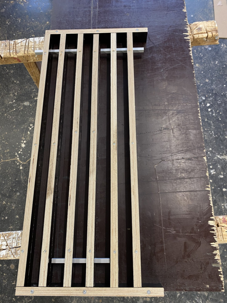 Schalung der 60cm Stützen