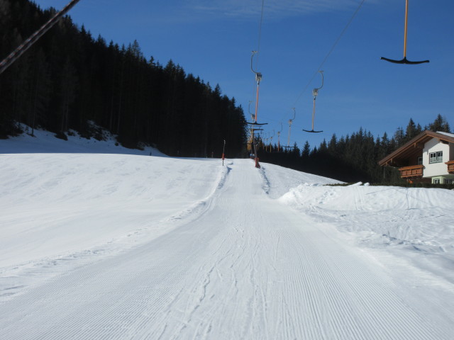 2-SL Schöntal, links daneben die Zaglau-Arena