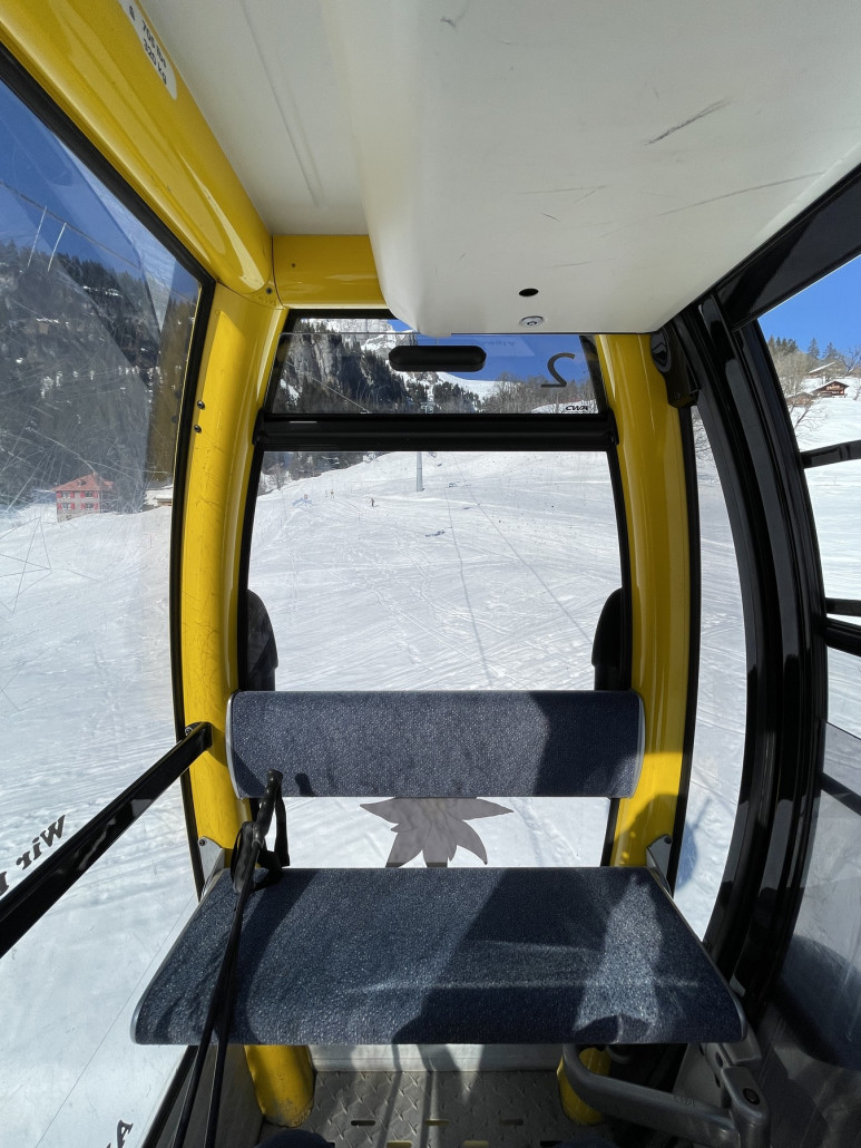 Einmal habe ich auch die Gondel genommen, aber das macht deutlich weniger Spass als die Seitwärtssessel.