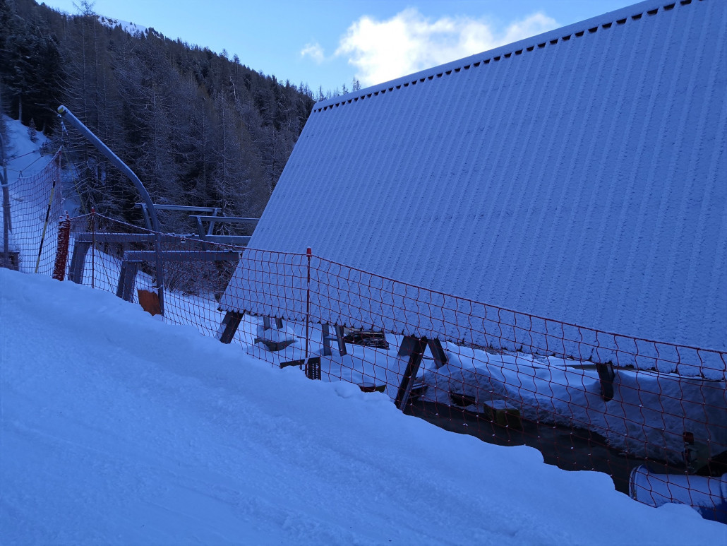 LSAP-Talstation des alten Le Rotzé Lifts. Wurde dieses Jahr auf anderer Trasse ersetzt, was die Fahrzeit verkürzt.