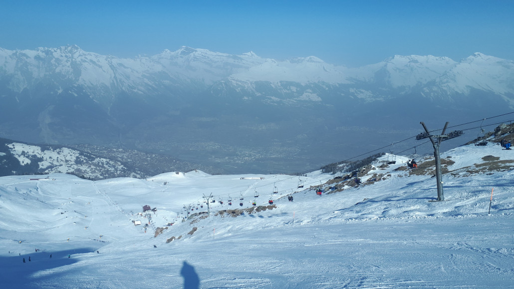 Greppon Blanc 3. Hier könnte man den Lift und den Les Chottes direkt ersetzen durch eine durchgehende Sesselbahn. Für Wiederholungen wäre diese Trasse perfekt und auch für die Verbindung nützlich.