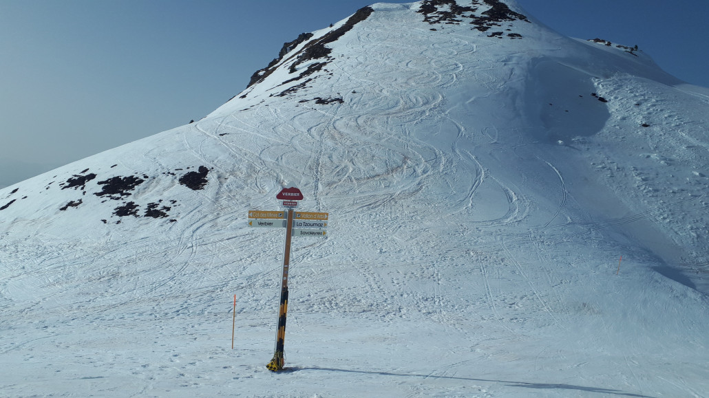 Verzweigungen Col des Mines. Links nach Verbier rechts nach La Tzoumaz über Vallon d'Arbi