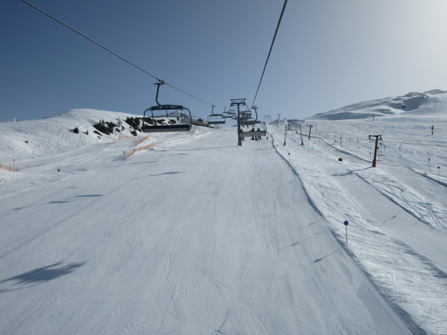 6-CLD Zeinis, darunter die Zeiniswaldabfahrt, rechts der 2-SL Rauhkopf, ganz rechts der 2-SL Medrigalm
