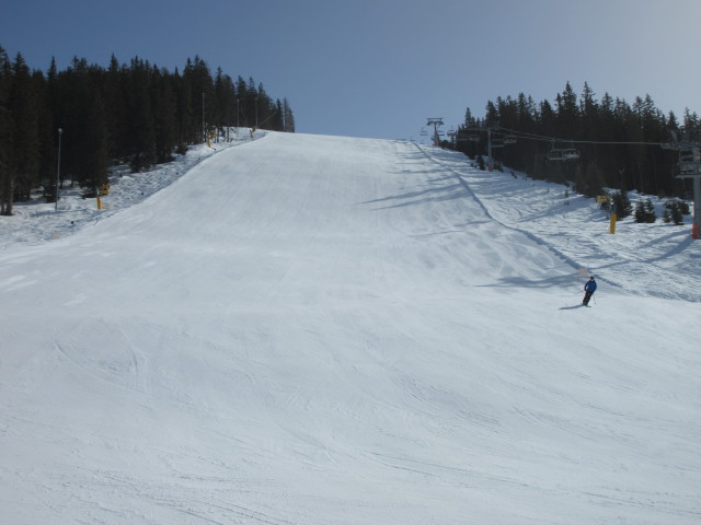 Panoramaabfahrt, rechts daneben der 6-CLD Zeinis