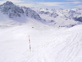 Die Piste Prilet beginnt auf 3026m Höhe...