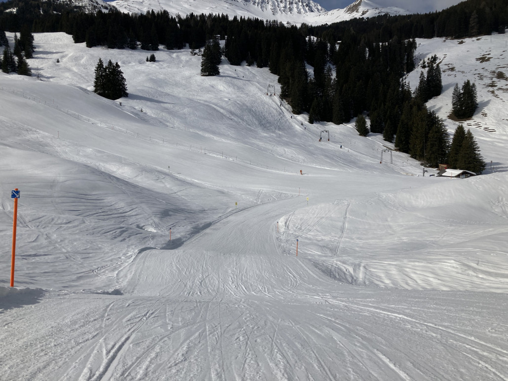 77 mit Blick auf den SL Proschieri