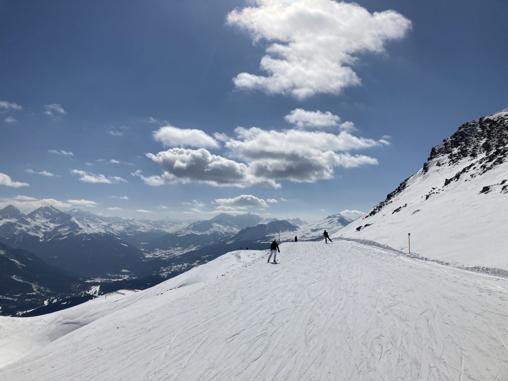 60, unmittelbar nach der Bergstation der Sesselbahn Stätzerhorn.