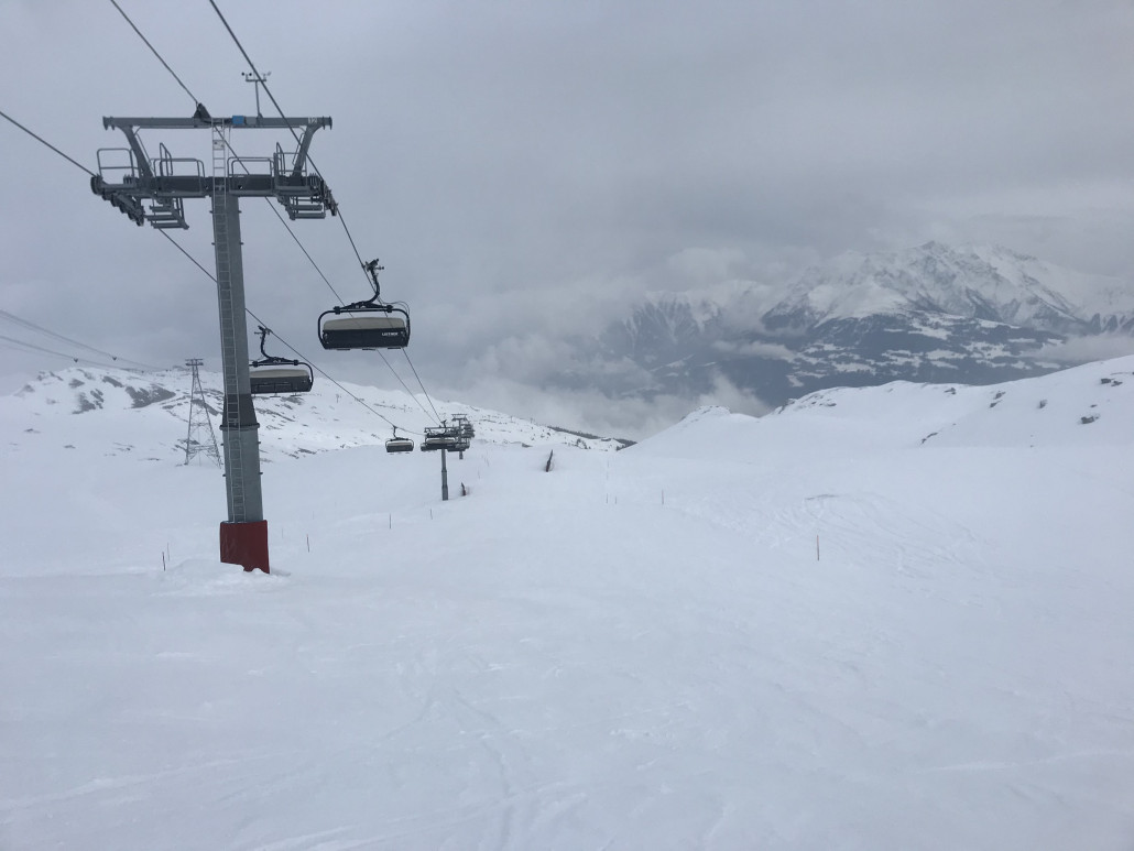 Überraschende Aufhellungen nochmal gegen Ende des Tages auf Masegn - Treis Palas