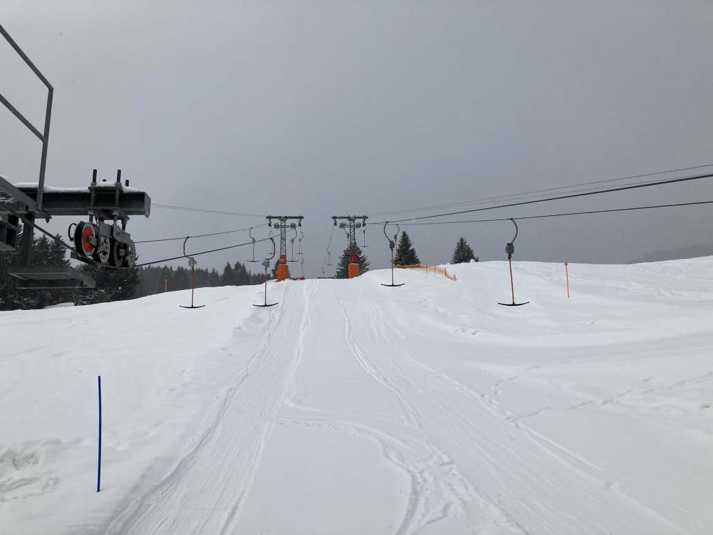 Das erste mal seit Längerem startete ich heute wieder einmal über den SL Fadail ins Gebiet. Normalerweise fahre ich weiter bis Valbella oder nehme in Val Sporz den Sessellift Tgantieni.