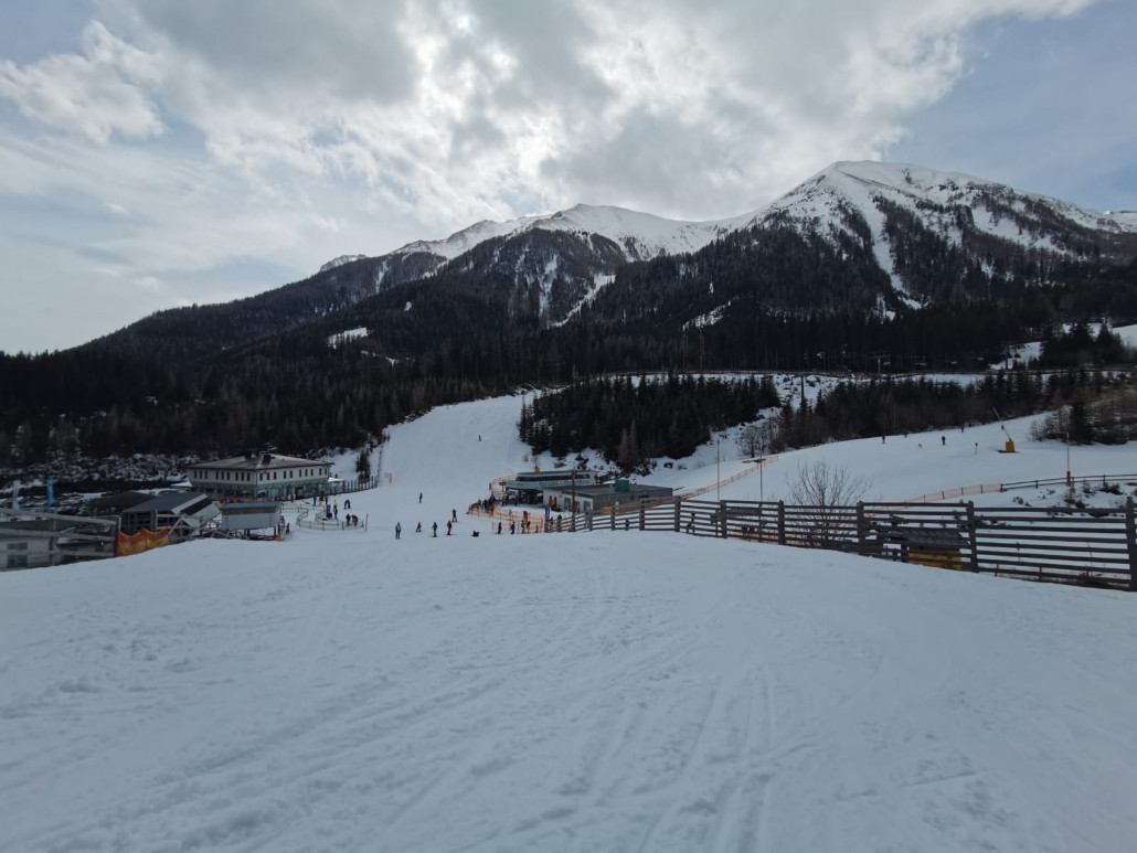 Rechsz Grübl Quattro, links Polster Quattro