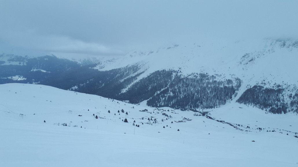 Die Bodensicht auf der Abfahrt nach Radons war aber uneingeschränkt gut, weshlab man nicht langsamer fahren musste als bei Sonne.